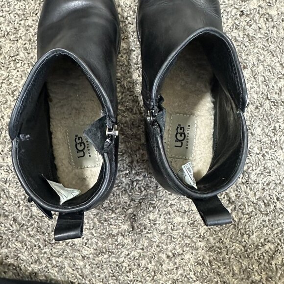 Ugg Australia 1008677 Demi Black Leather Side Zip Ankle Boot Womens Size US 7 - Picture 9 of 12